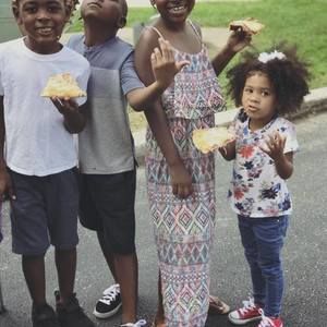 Meet your Posher, Dwjuan